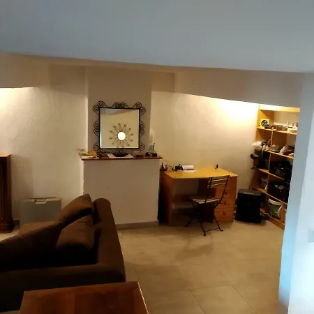 37 Rue Alézard *